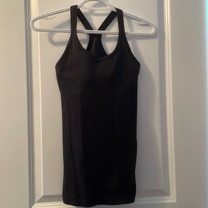 Lululemon tank Size 6